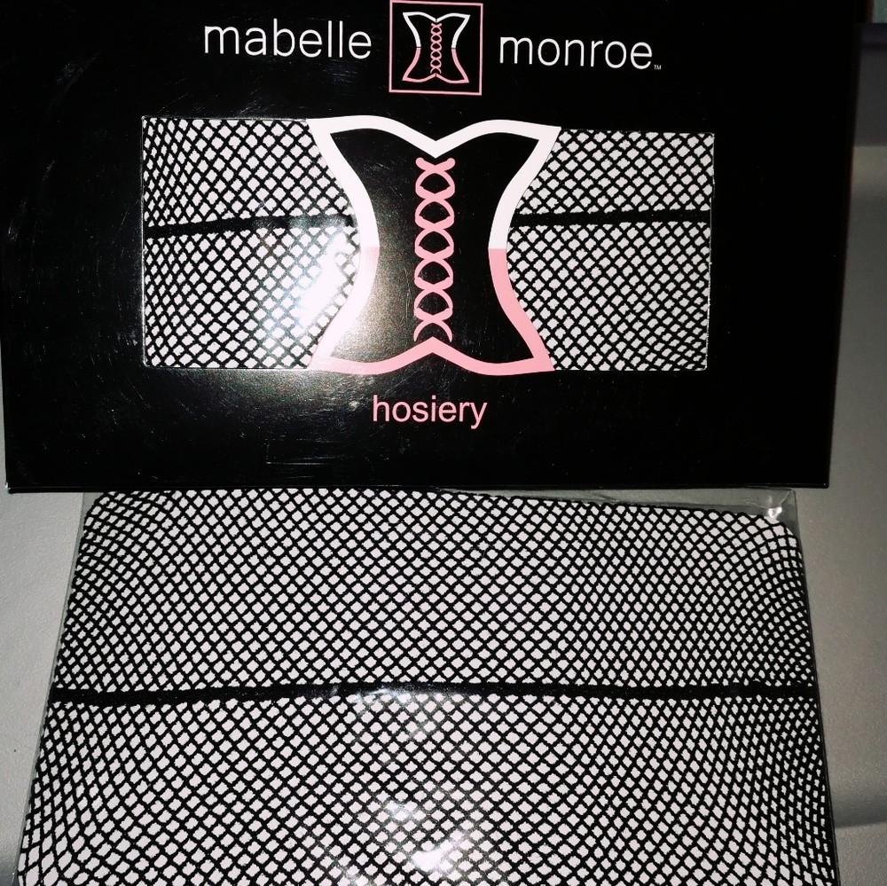 Bundle 2 pair Fishnet Back Seam Stockings S / M - Picture 2 of 6